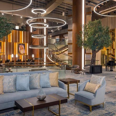 Jeddah Marriott Hotel Madinah Road Zewnętrze zdjęcie The lobby of the hotel