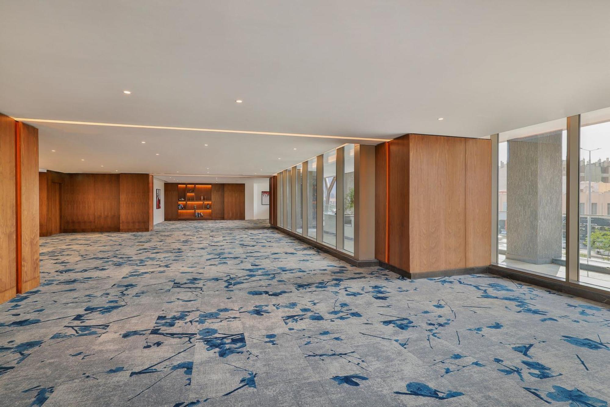 Jeddah Marriott Hotel Madinah Road Zewnętrze zdjęcie The interior of the hotel